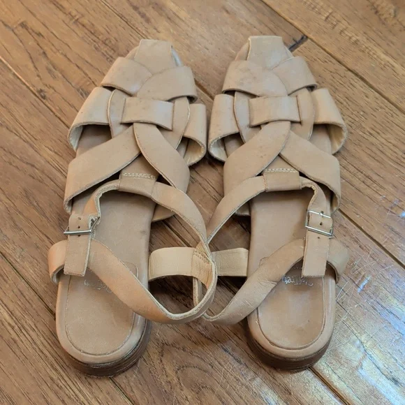 Jeffrey Campbell Reverie Fisherman Beige Woven Leather Slingback Sandals - Picture 4 of 9